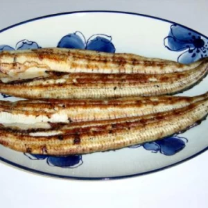 うなぎの炭火焼き白焼き (3200円/2本)
