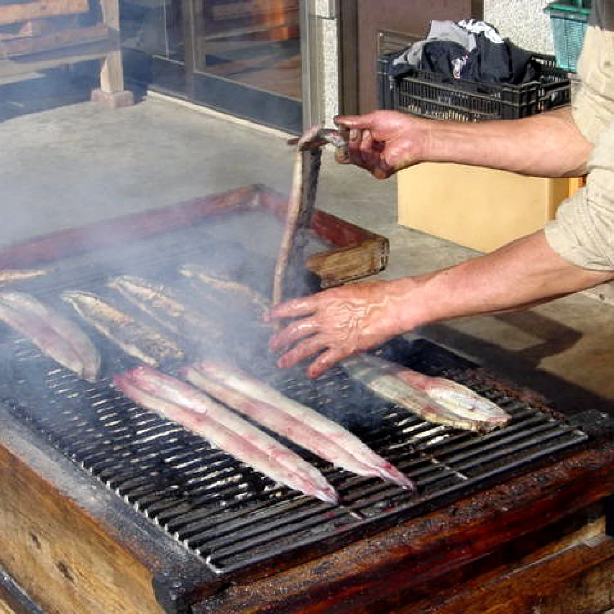 うなぎの炭火焼き白焼き (3200円/3本)