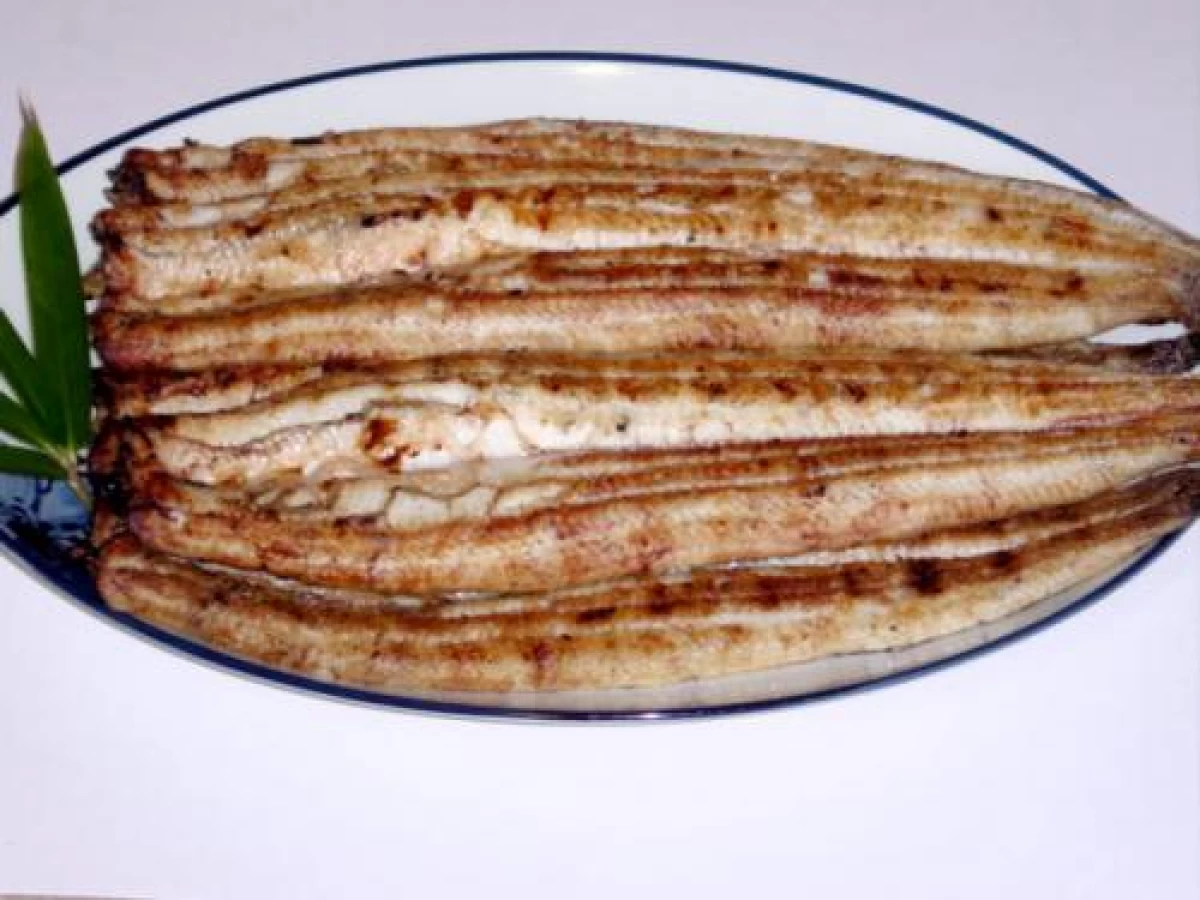 うなぎの炭火焼き白焼き (3200円/5本)