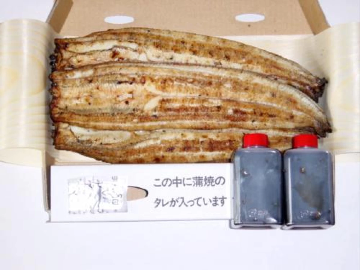 うなぎの炭火焼き白焼き (3200円/5本)